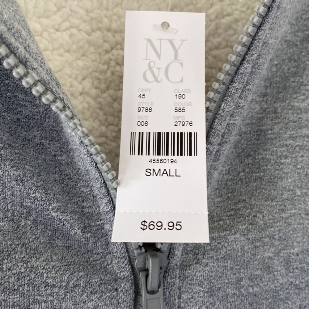 Hooded jacket - Picture 4 of 4